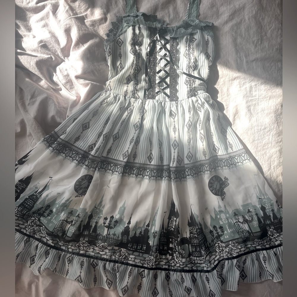 **MOVING SALE** Axes femme teal cityscape JSK